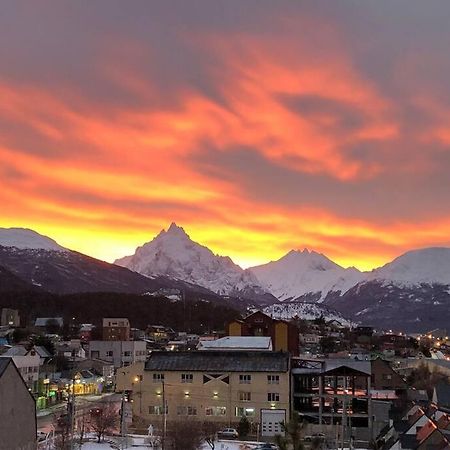 Departamento Bella Vista Ushuaia Apartment ภายนอก รูปภาพ