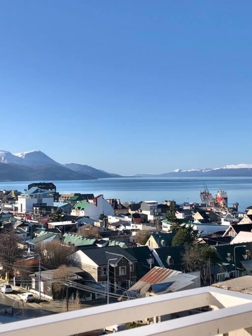 Departamento Bella Vista Ushuaia Apartment ภายนอก รูปภาพ